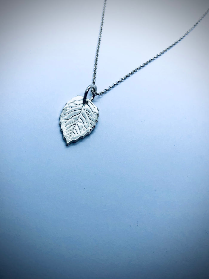 Chunky Leaf Necklace